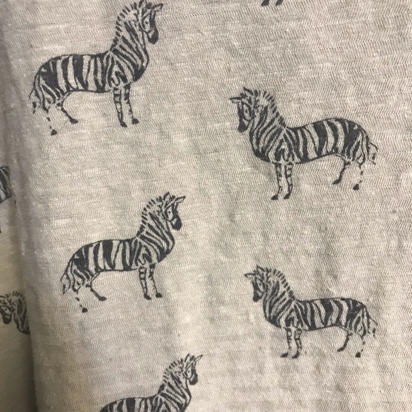 Anthropologie Zebra 🦓 Top. Medium. - Picture 2 of 5